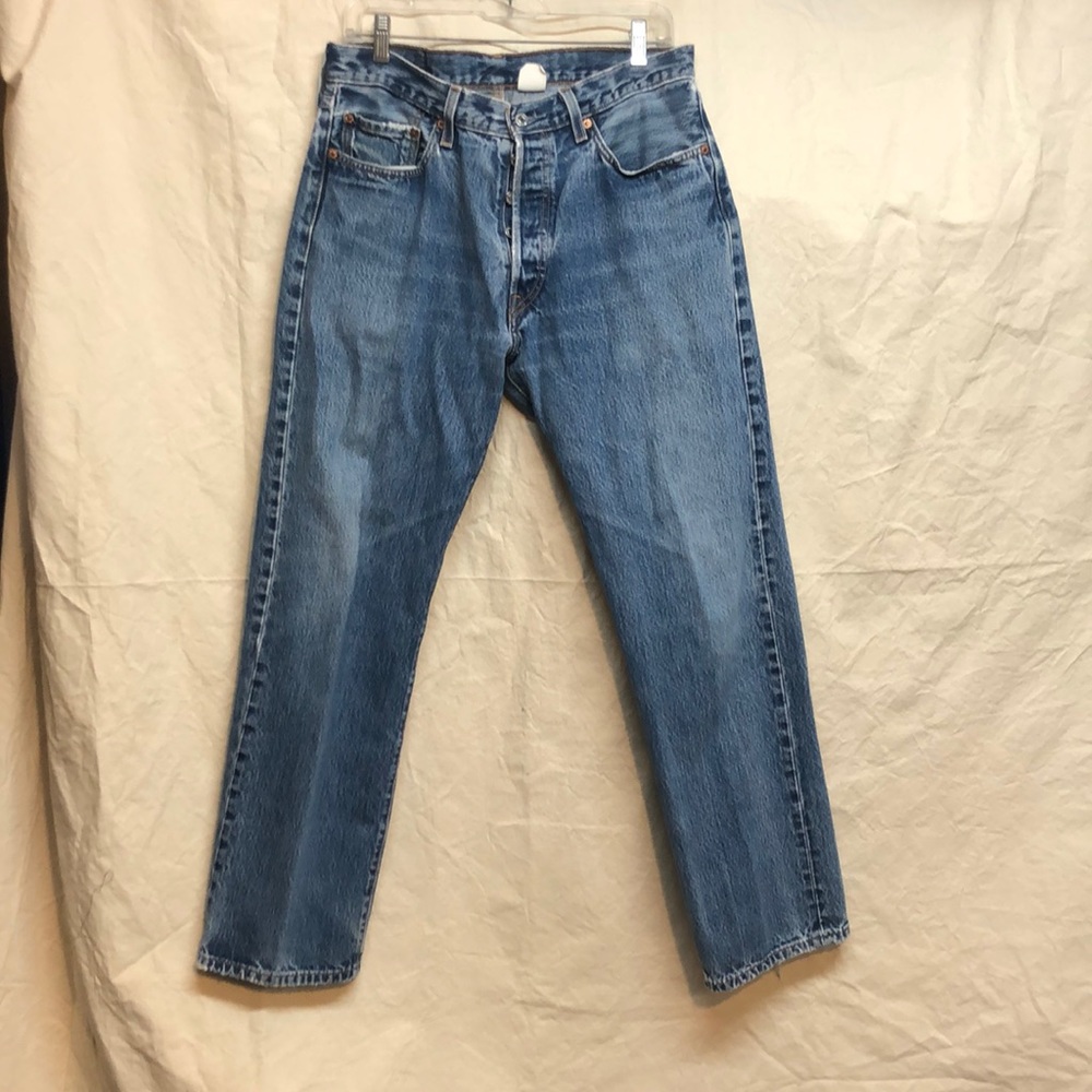 Vintage Levi’s W34 L32 button fly